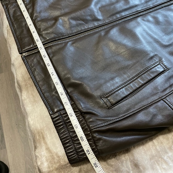 Danier Genuine Leather Bomber Jacket - Picture 9 of 11